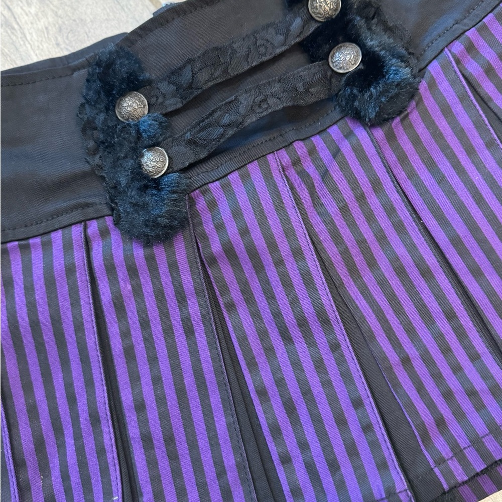 Tripp nyc pleated Y2K style purple and black skirt - Picture 9 of 13